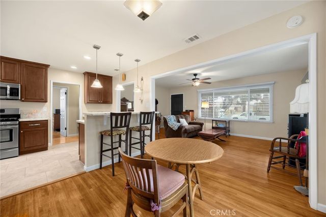 2902 Del Amo Blvd, Lakewood, CA 90712