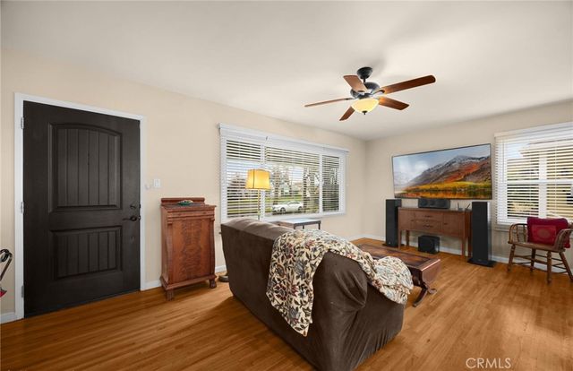 2902 Del Amo Blvd, Lakewood, CA 90712