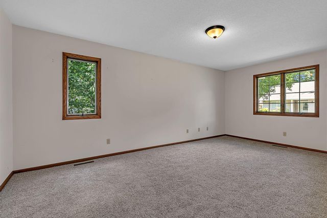 276 Waite Avenue S, Saint Cloud, MN 56301