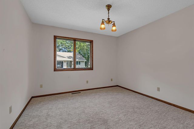 276 Waite Avenue S, Saint Cloud, MN 56301