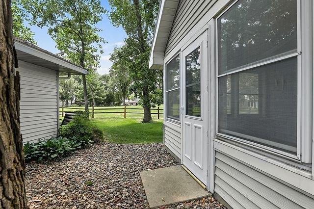 276 Waite Avenue S, Saint Cloud, MN 56301