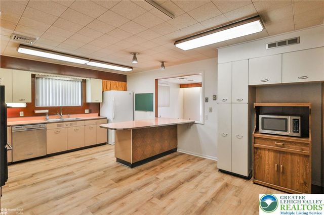 1220 South Lumber Street, Allentown City, PA 18103