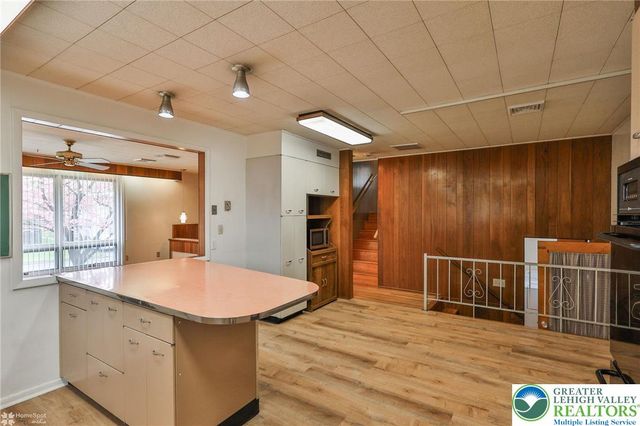 1220 South Lumber Street, Allentown City, PA 18103