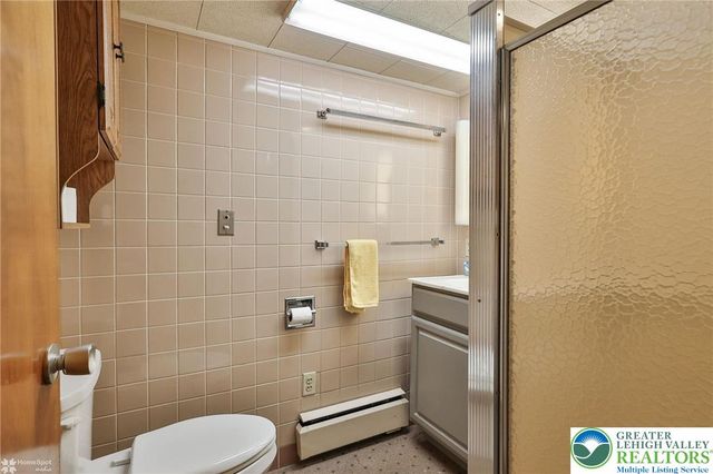 1220 South Lumber Street, Allentown City, PA 18103