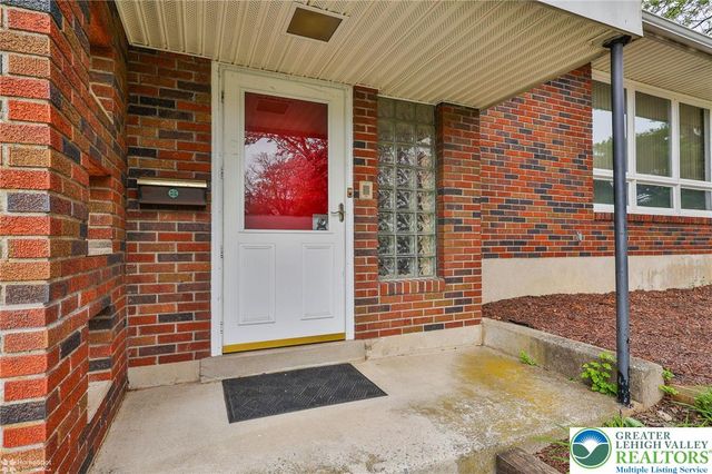 1220 South Lumber Street, Allentown City, PA 18103