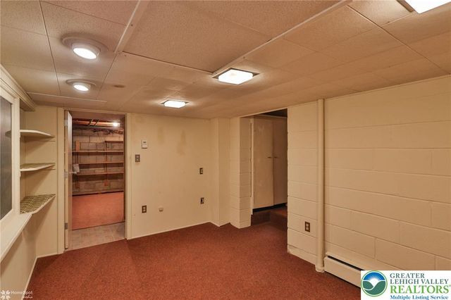 1220 South Lumber Street, Allentown City, PA 18103