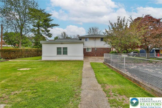 1220 South Lumber Street, Allentown City, PA 18103