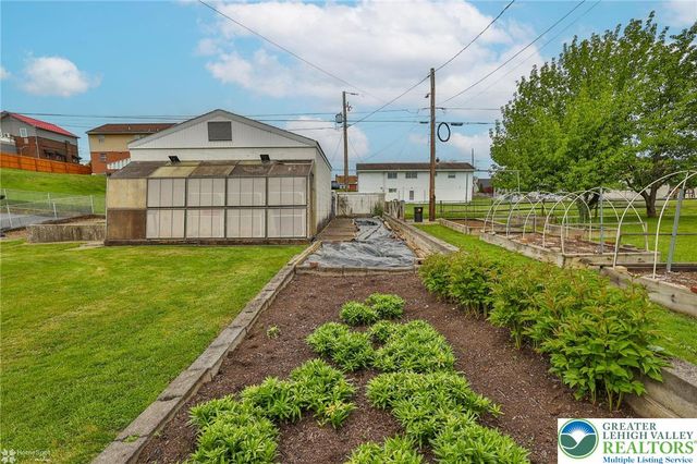 1220 South Lumber Street, Allentown City, PA 18103