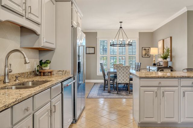 360 Avey Cir, Cookeville, TN 38506