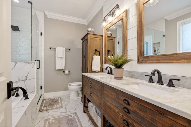 360 Avey Cir, Cookeville, TN 38506