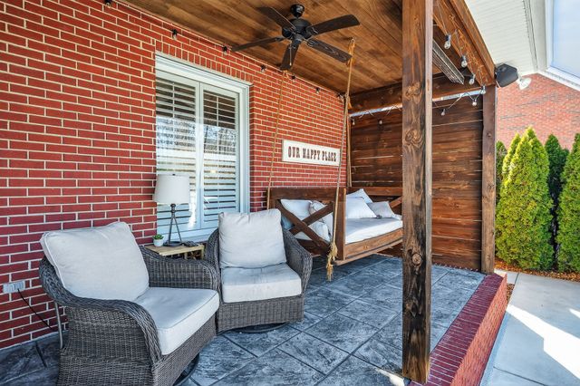 360 Avey Cir, Cookeville, TN 38506