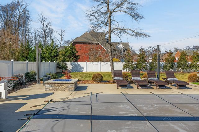 360 Avey Cir, Cookeville, TN 38506