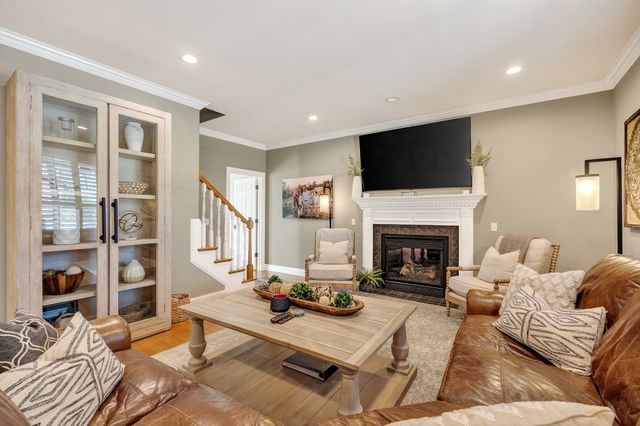 360 Avey Cir, Cookeville, TN 38506