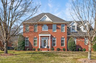 360 Avey Cir, Cookeville, TN 38506