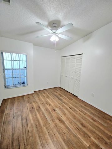 16254 SW 100th Ter, Miami, FL 33196