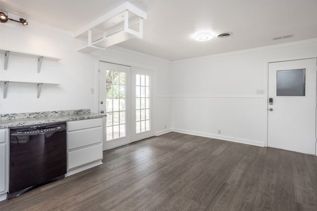 65 Kirby Street, Callisburg, TX 76240