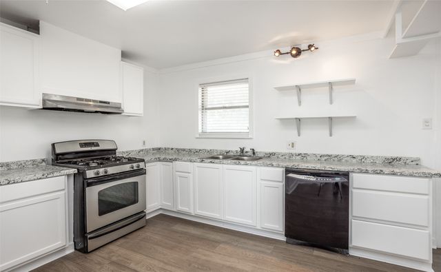 65 Kirby Street, Callisburg, TX 76240