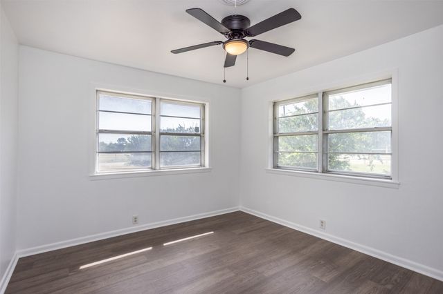 65 Kirby Street, Callisburg, TX 76240