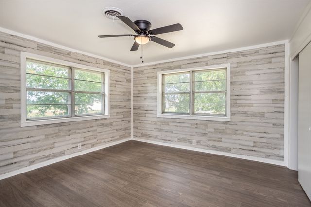 65 Kirby Street, Callisburg, TX 76240