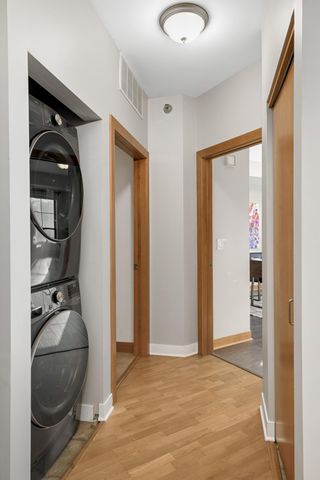 317 Groveland Avenue 305, Minneapolis, MN 55403