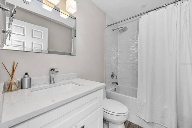 4811 BAYSHORE BOULEVARD 203, Tampa, FL 33611