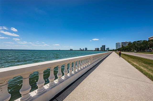 4811 BAYSHORE BOULEVARD 203, Tampa, FL 33611