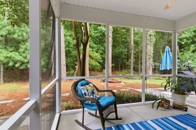 6 Hemlock Ct, Bluffton, SC 29910