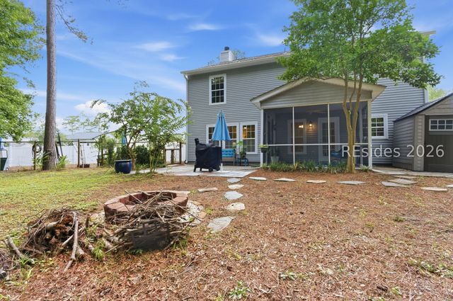 6 Hemlock Ct, Bluffton, SC 29910
