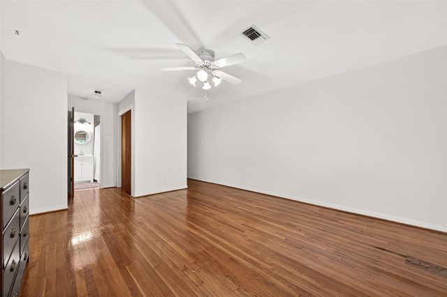 5610 Belrose Drive, Houston, TX 77035