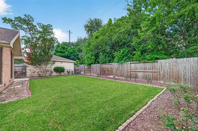 5610 Belrose Drive, Houston, TX 77035