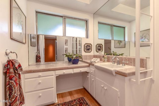 335 S Orange Grove Boulevard, Pasadena, CA 91105