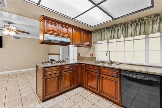 8557 Saddle Creek Drive, Jurupa Valley, CA 92509