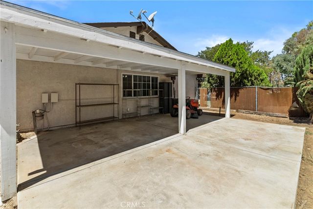 8557 Saddle Creek Drive, Jurupa Valley, CA 92509