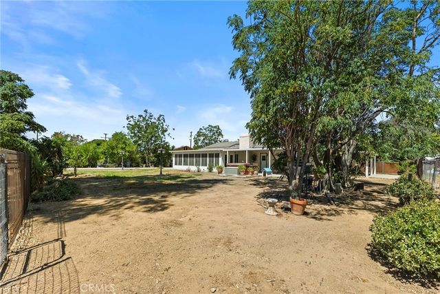 8557 Saddle Creek Drive, Jurupa Valley, CA 92509