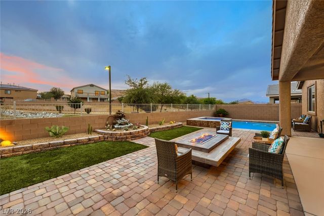 812 Flowing Meadow Drive, Henderson, NV 89014