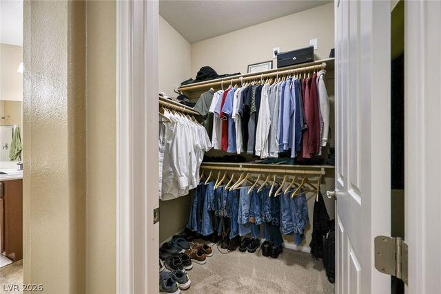 812 Flowing Meadow Drive, Henderson, NV 89014