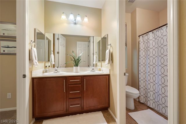 812 Flowing Meadow Drive, Henderson, NV 89014