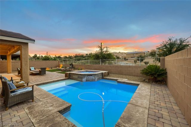 812 Flowing Meadow Drive, Henderson, NV 89014