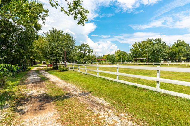 25635 Hufsmith Cemetery Road, Tomball, TX 77375