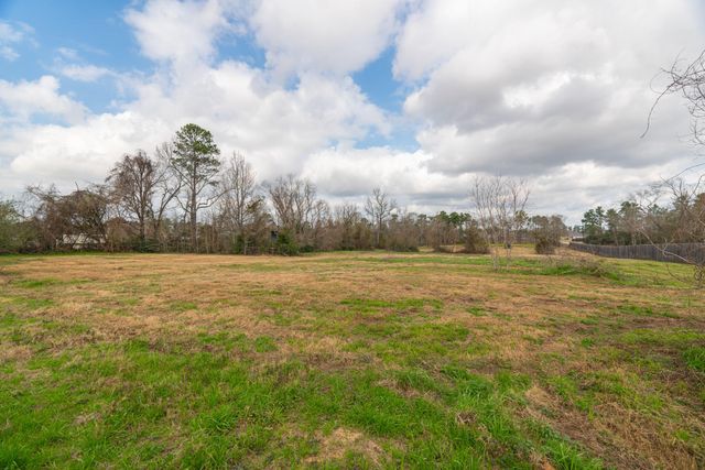 25635 Hufsmith Cemetery Road, Tomball, TX 77375