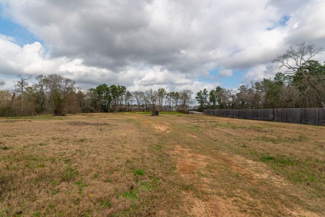 25635 Hufsmith Cemetery Road, Tomball, TX 77375