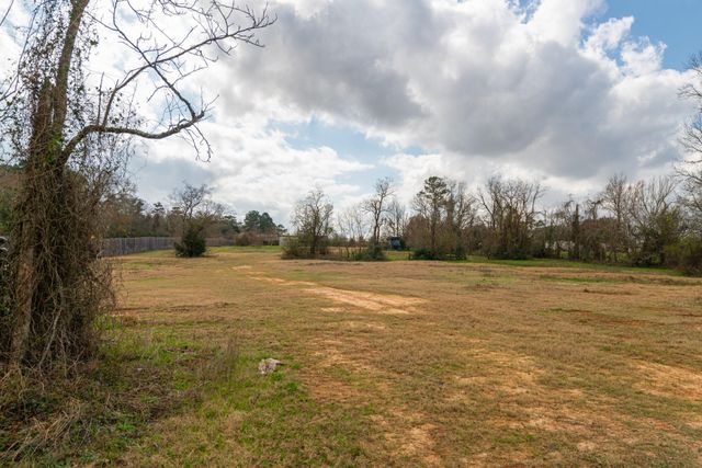 25635 Hufsmith Cemetery Road, Tomball, TX 77375