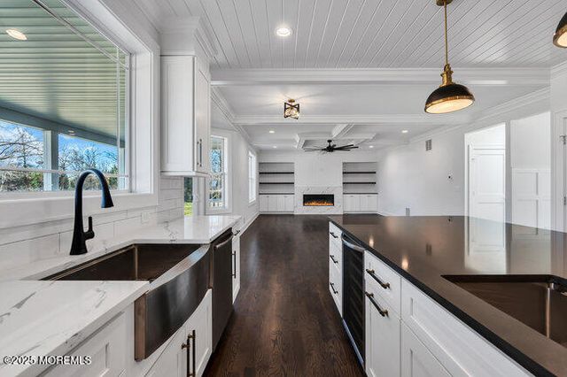 15 Mink Hollow Lane, Millstone, NJ 08510