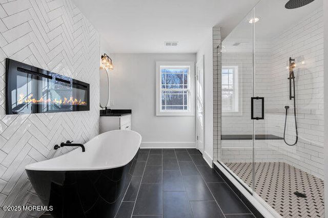 15 Mink Hollow Lane, Millstone, NJ 08510