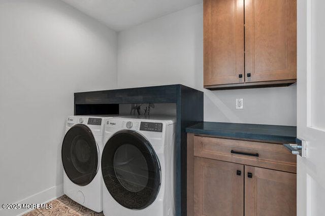 15 Mink Hollow Lane, Millstone, NJ 08510