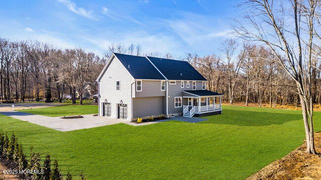 15 Mink Hollow Lane, Millstone, NJ 08510