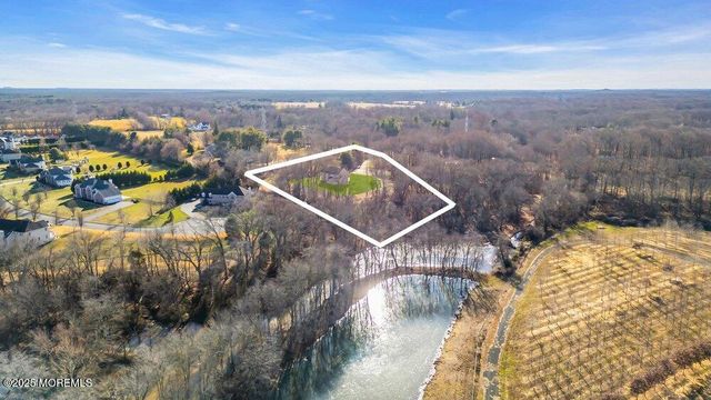 15 Mink Hollow Lane, Millstone, NJ 08510