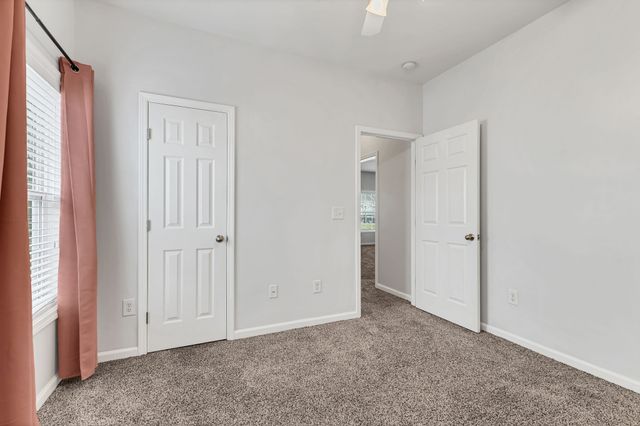 1019 Briggs Ln, Spring Hill, TN 37174