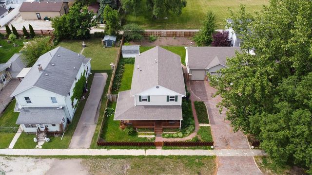 317 E Dearborn Street, Plano, IL 60545