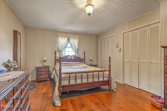 1964 Hill Station Alley Road, Gate City, VA 24251